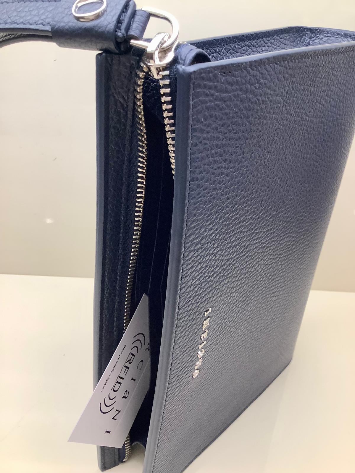 ORCIANI – Pochette Portadocumenti Fondo Largo in Pelle Micron Martellata – SU0127